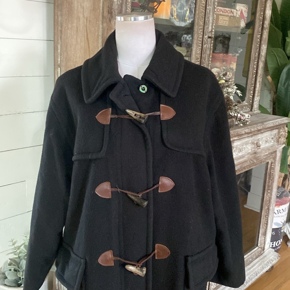 BURBERRY'S LUXURY BLACK WOOL COAT JACKET TOGGLE LARGE MADE IN USA - Picture 3 of 13